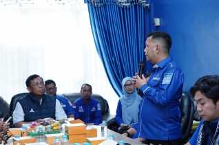 Sekjen Herman: Demokrat di Riau Terus Bergerak dan Dekat Masyarakat