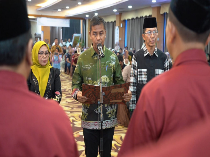 Bupati Kampar & Wakil Bupati Kampar Lantik Pengurus KBKK Kota Batam Masa Bakti 2026–2031