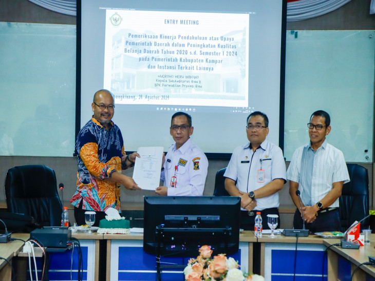 Entry Meeting BPK – RI Perwakilan Provinsi Riau Dalam Rangka Pemeriksaan Kinerja Pendahuluan Atas Upaya Pemerintah Daerah Dalam Peningkatan Kualitas Belanja Daerah Tahun Anggaran 2020 s/d Semester I 2024 di Kab. Kampar.