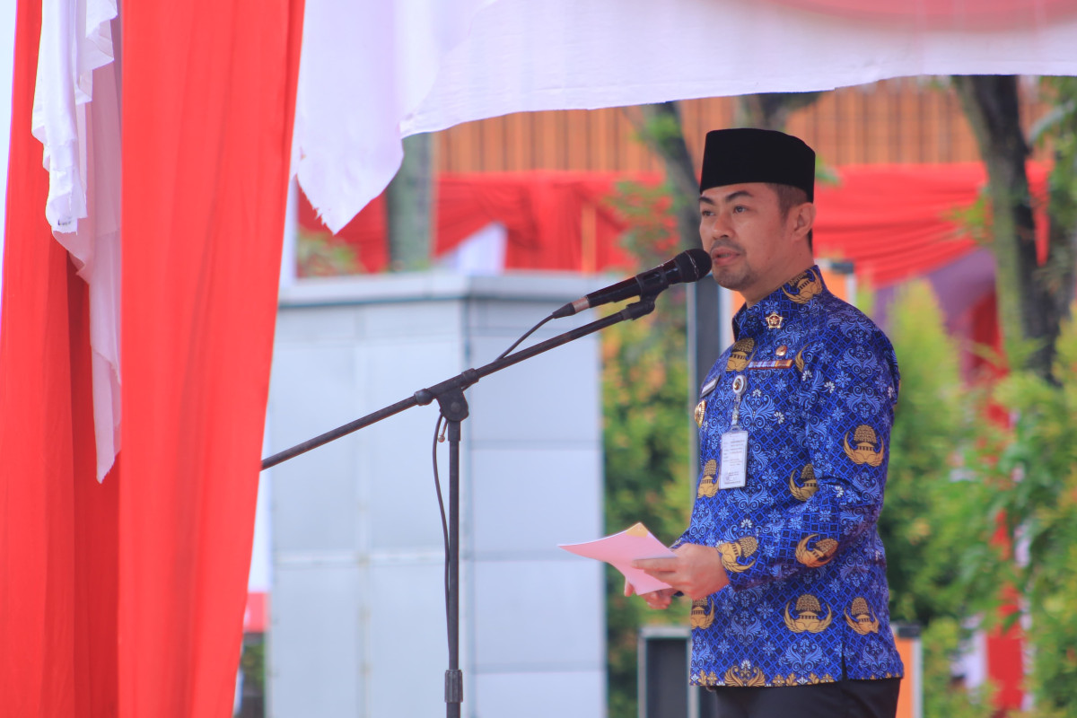Peringatan Hari Pahlawan, Pj Wali Kota Pekanbaru Ajak Warga Teladani Cintai Negeri