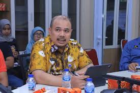Warga Pekanbaru Bayar Retribusi Pelayanan Kebersihan Secara Non Tunai